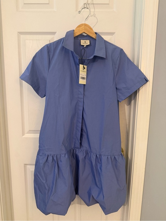 Tuckernuck Dresses & Skirts - Tuckernuck Sail Blue Martine Bubble Dress